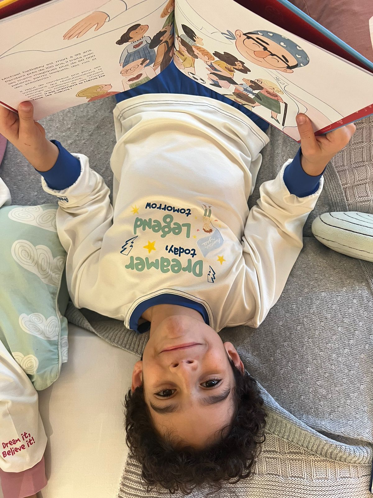 Pyjama Bright Lebanese Legend